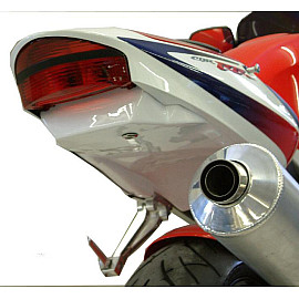 Pannello sottosella POWERBRONZE in ABS Colore Nero Lucido - HONDA CBR 900 (1998-1999)