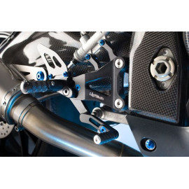 GRUPPO PEDANE REGOLABILI CON POGGIAPIEDE SNODATO BMW S1000 RR / HP4 (09/13) - CAMBIO NORMALE