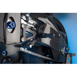 GRUPPO PEDANE REGOLABILI CON POGGIAPIEDE SNODATO BMW S1000 RR / HP4 (09/13) - CAMBIO NORMALE