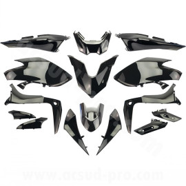 KIT CARENA YAMAHA T-MAX 530 (2017-2019) SX / DX NERO LUCIDO - VERSIONE TIPO ORIGINALE 15 PEZZI -