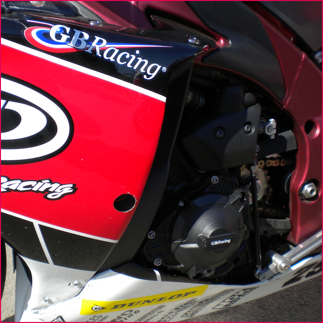 Puig Protezione Carter Motore Track Per Campionato Yamaha Yzf-r1 Race