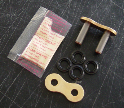 Falsa maglia per catena DID passo 520 serie V a ribattere.