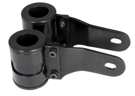 STAFFA FARO COLORE NERO CON MORSETTO E SUPPORTO PER IL FISSAGGIO. DIAMETRO FORCELLA 47-49 mm